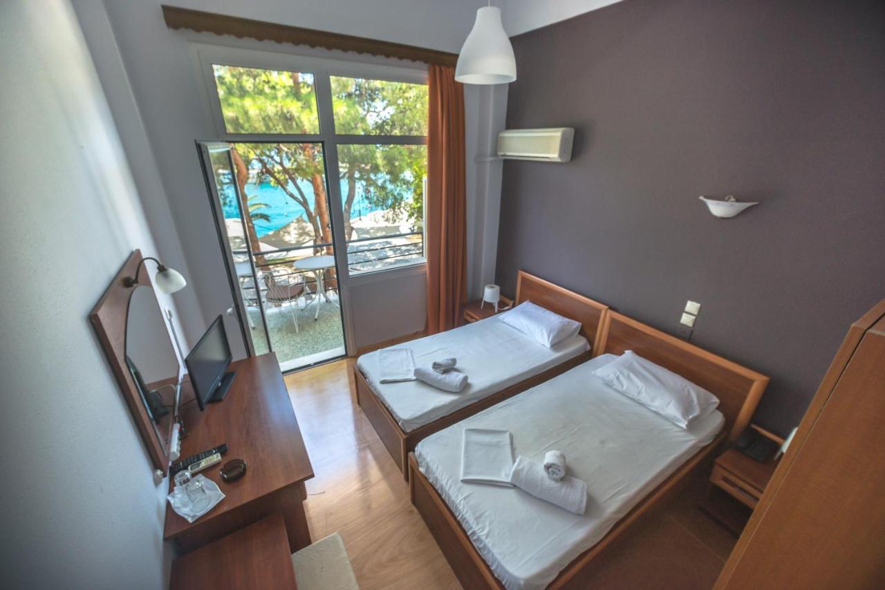 Hotel Akti ลูตรากี ภายนอก รูปภาพ